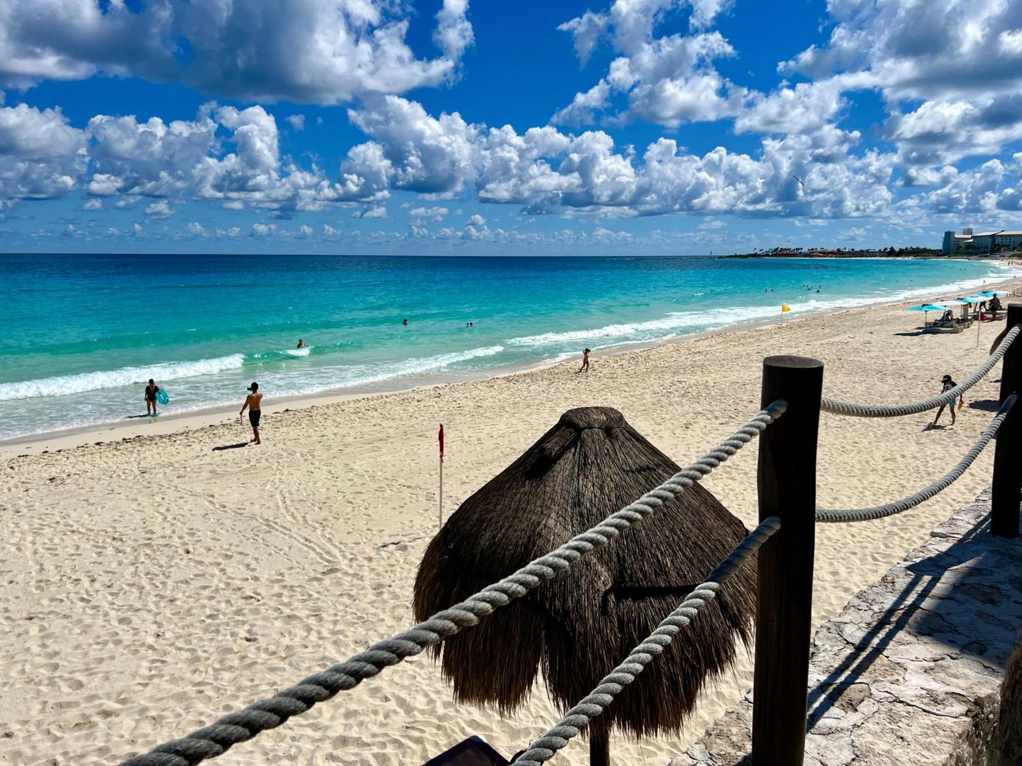 Beachside Apartments Κανκούν Εξωτερικό φωτογραφία