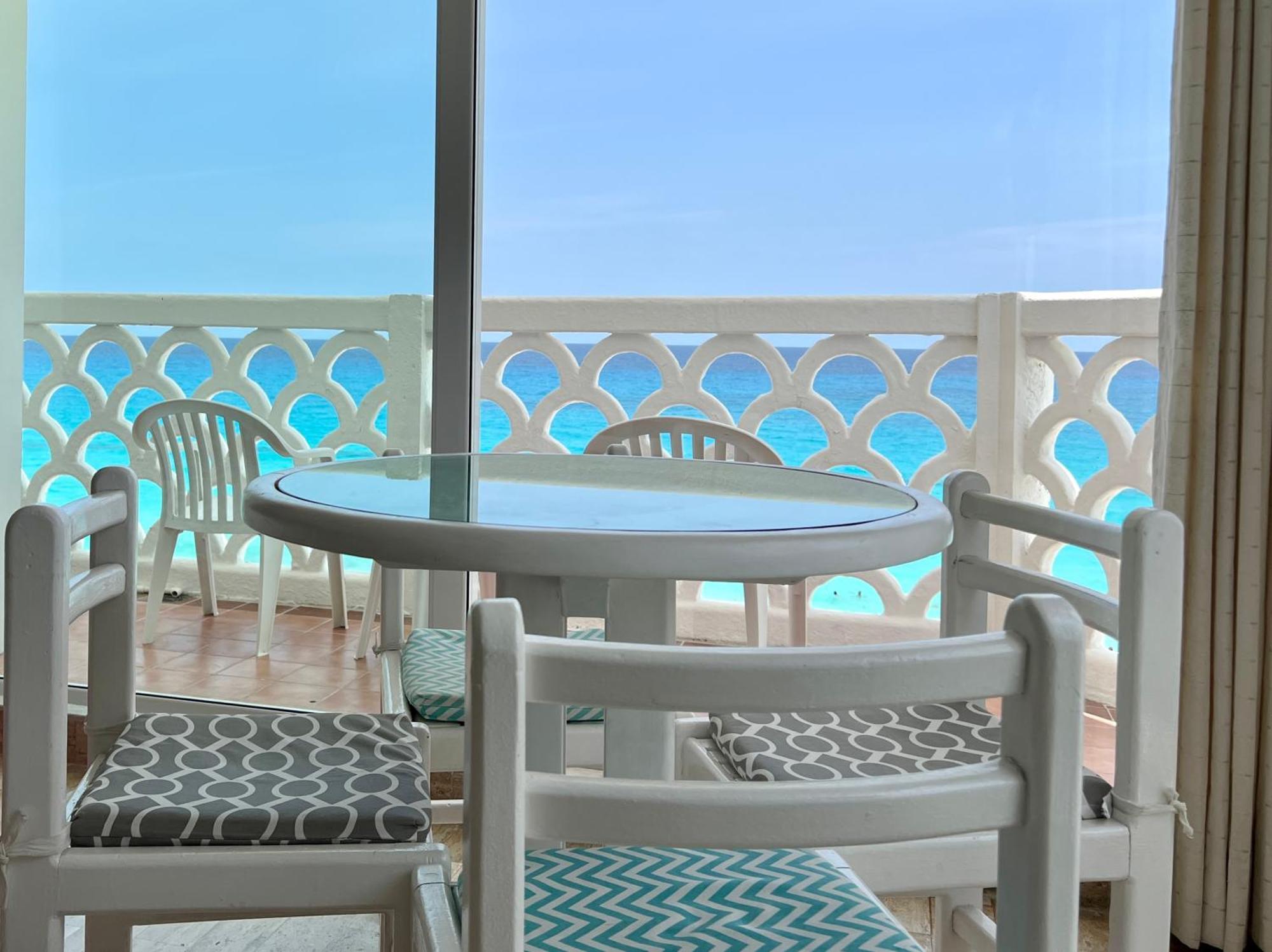 Beachside Apartments Κανκούν Εξωτερικό φωτογραφία