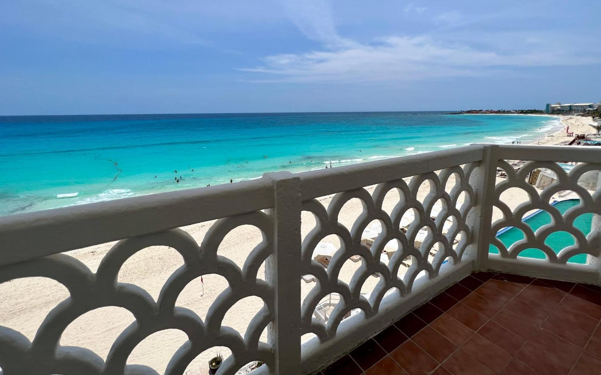 Beachside Apartments Κανκούν Εξωτερικό φωτογραφία