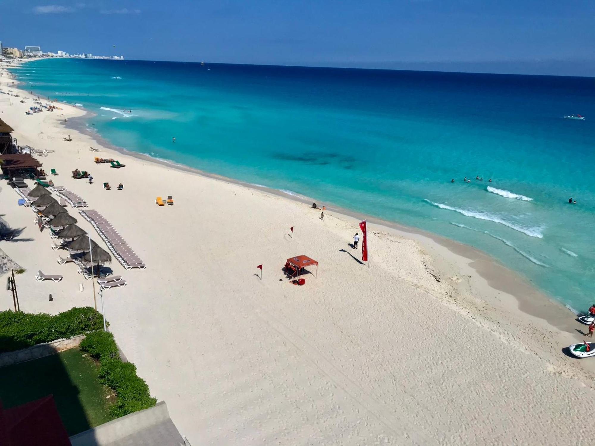 Beachside Apartments Κανκούν Εξωτερικό φωτογραφία