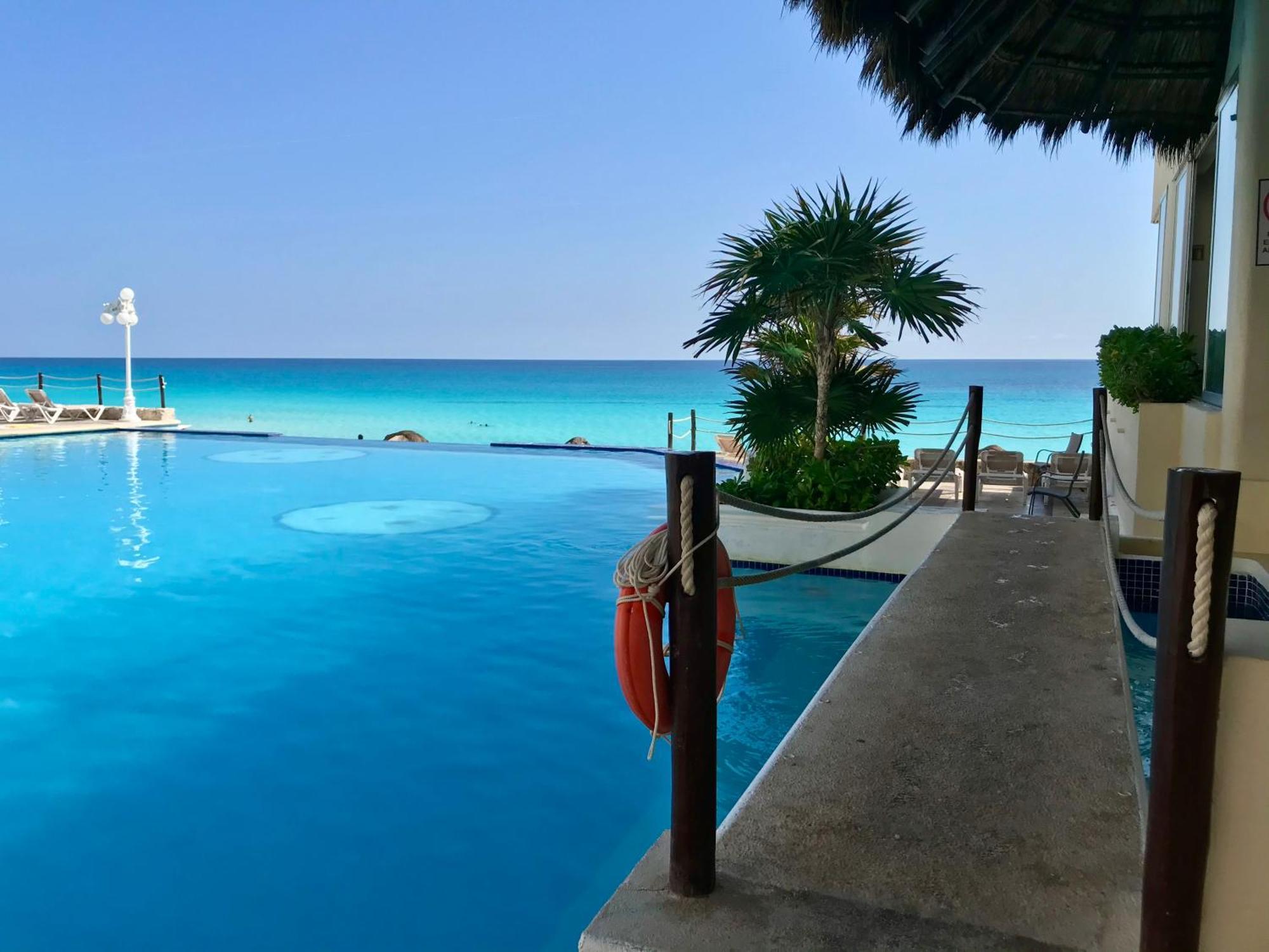 Beachside Apartments Κανκούν Εξωτερικό φωτογραφία