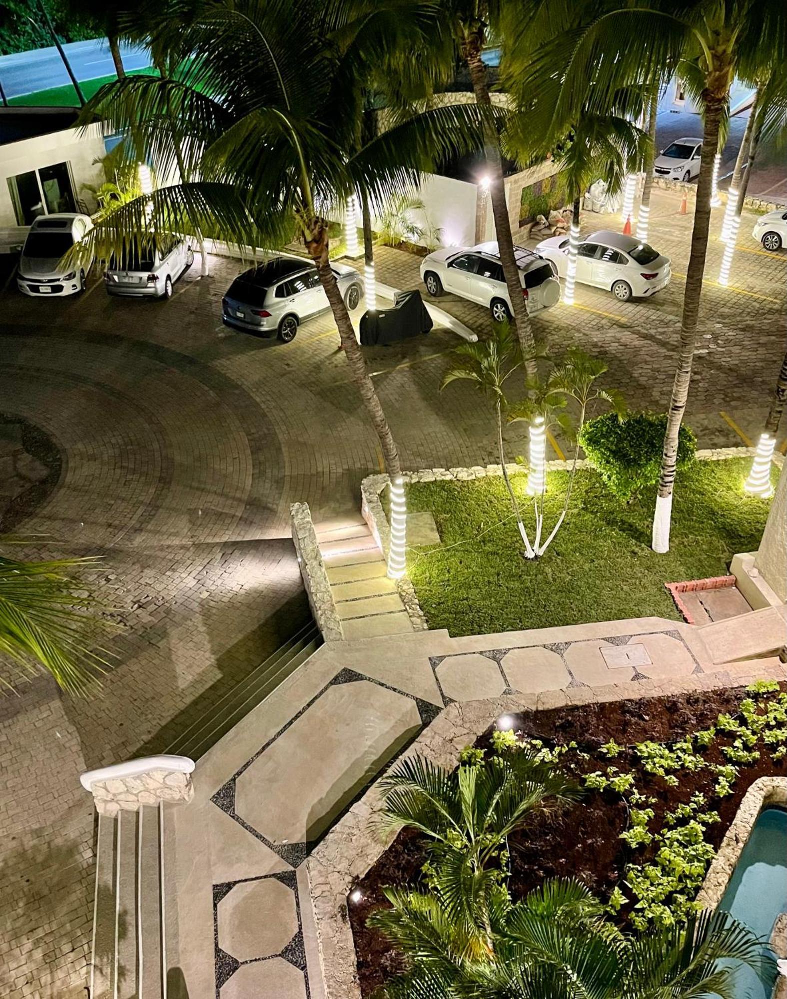 Beachside Apartments Κανκούν Εξωτερικό φωτογραφία